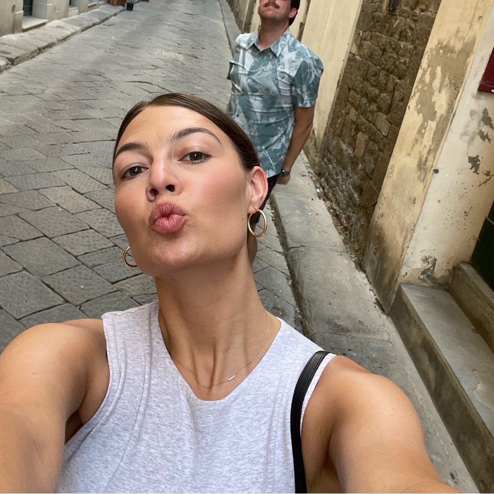 Meet your Posher, Mara